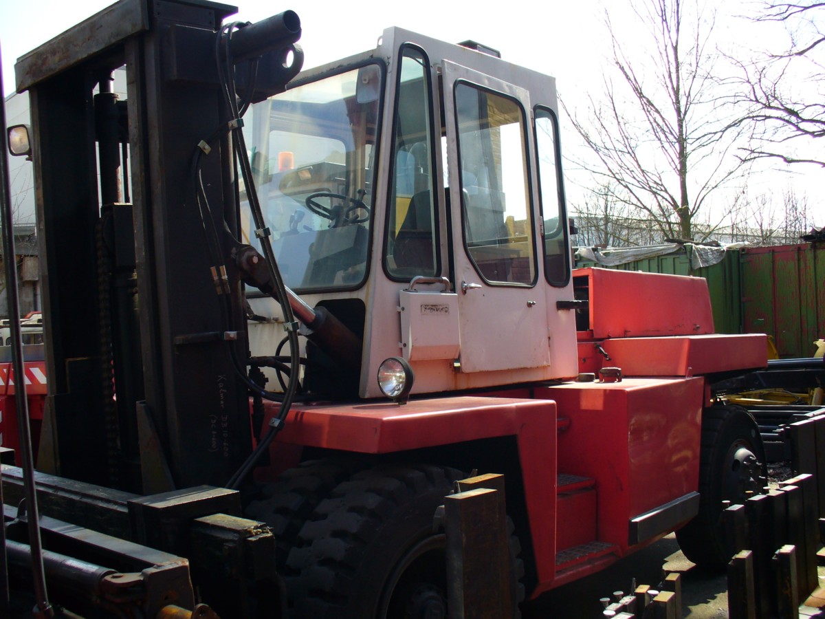heavy forklift truck Schwerlaststapler carretilla pesada Kalmar DC8-600 year 1988 pic4.jpg